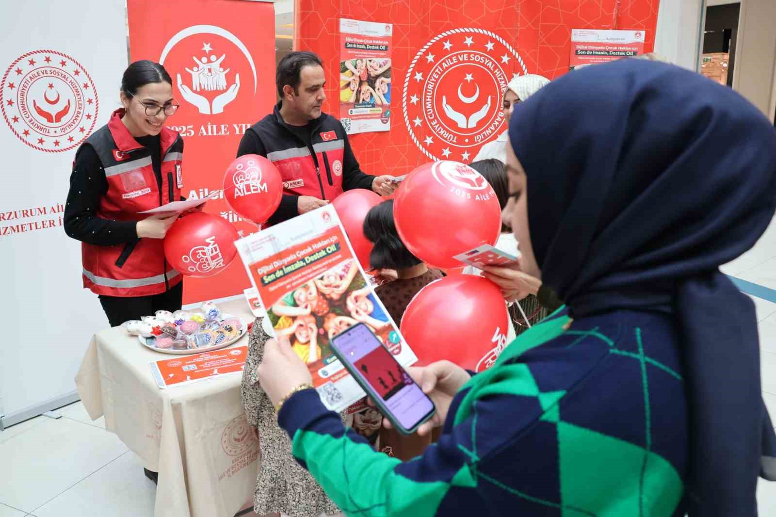 Dijital dünyada çocuk haklarına destek için Erzurum’da imza kampanyası 6 dijital dunyada cocuk haklarina destek icin erzurumda imza kampanyasi 2 EcjR8M9T