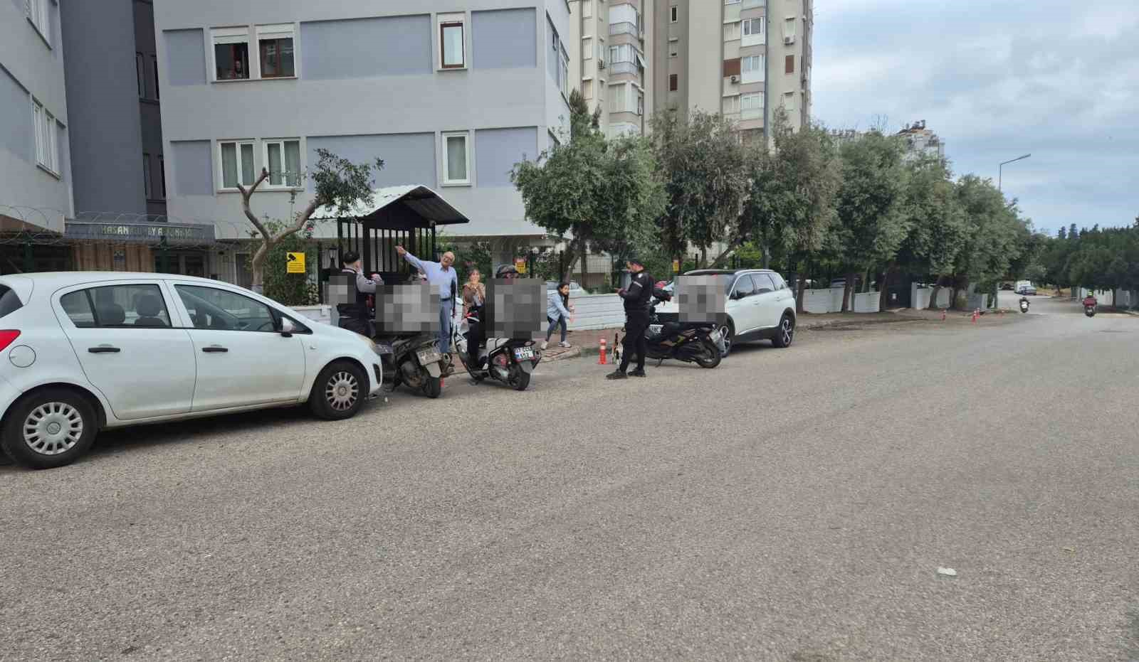 dijital santaj 500 bin tl isteyip kapisina onlarca kurye nakliyeci ambulans ve cenaze araci b1s1fks4