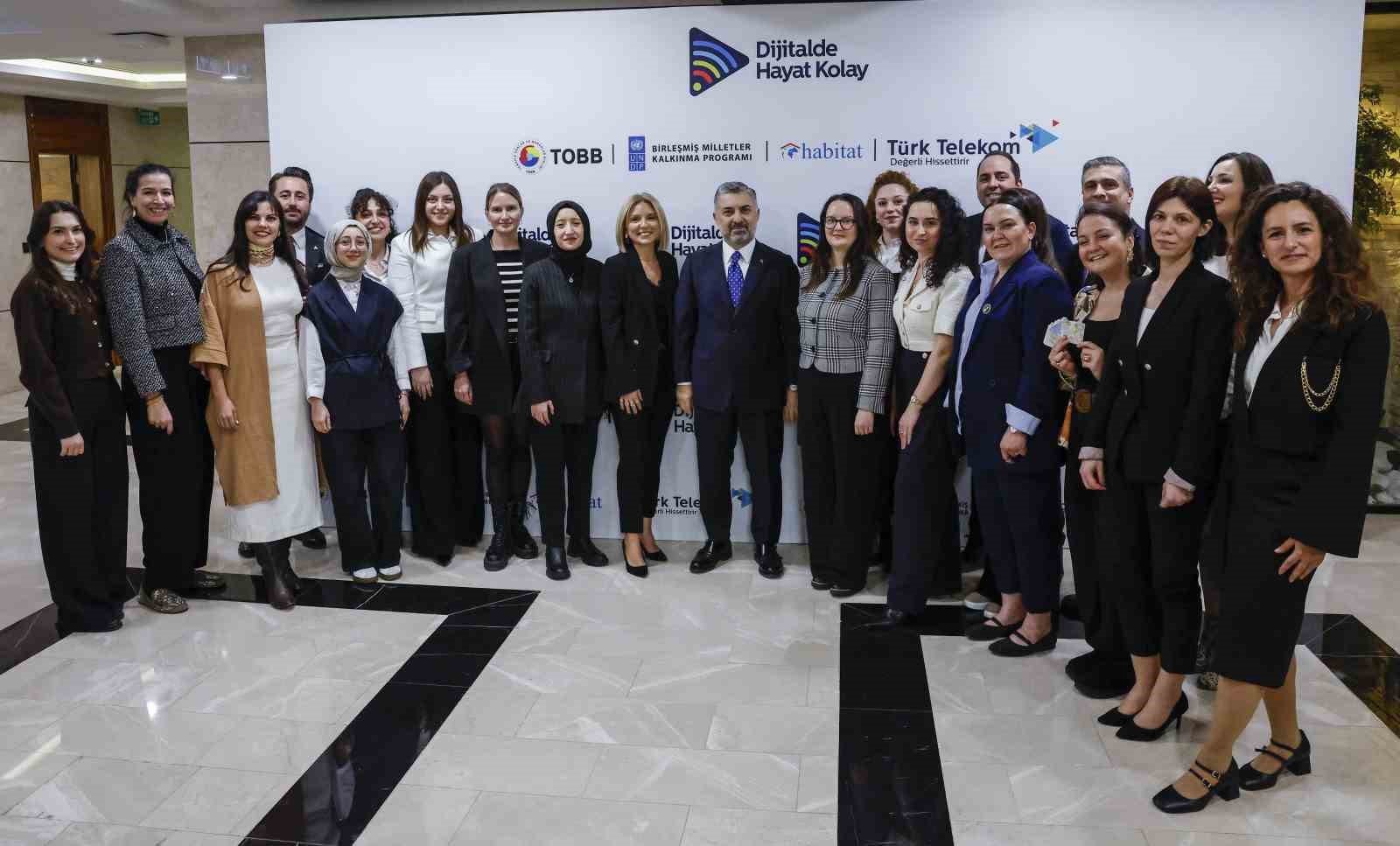 dijitalde hayat kolay projesi kapsaminda 50 bin kadina ulasildi 0 Wjy8e7dG