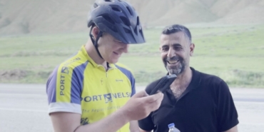 dil-engelini-yapay-zekayla-cozduler-erzurum-yolunda-ingiliz-turiste-senkaya-misafirperverligi-yIuiXLhK.jpg