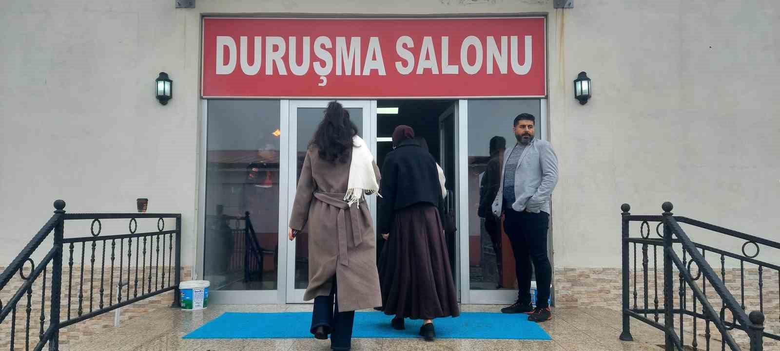 dilovasindaki yangin davasinda annenin sozleriyle salon buz kesti 4 pEGb3Yze