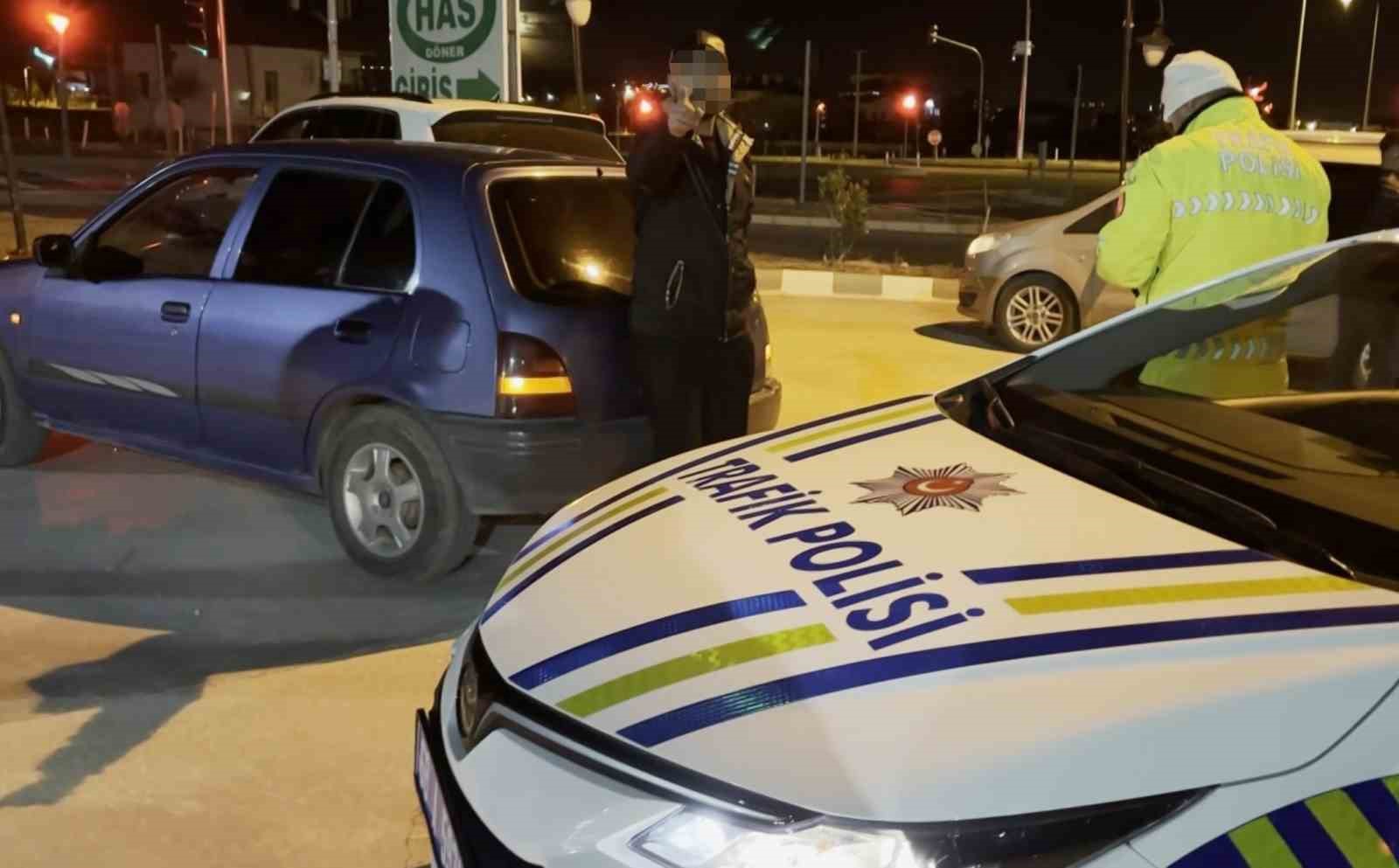 direksiyon basinda alkollu yakalandi polise problemli olan sizsiniz dedi 4 8Q3y8F1k
