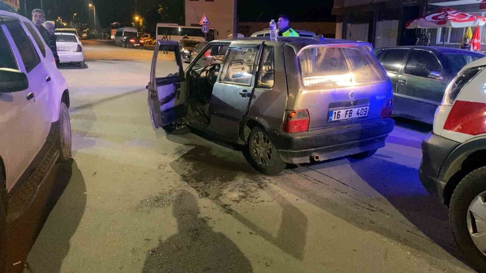 direksiyon basinda kalp krizi gecirince kaza yapti kalbi duran surucuye 112 ekipleri mudahale etti sJpSIH6G