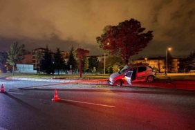 Kocaeli’de forkliftin altında kalan işçi son yolculuğuna uğurlandı 1 thumbnail