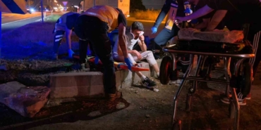 direksiyon-hakimiyetini-kaybeden-motosiklet-surucusu-agir-yaralandi-GJXF1e1r.jpg