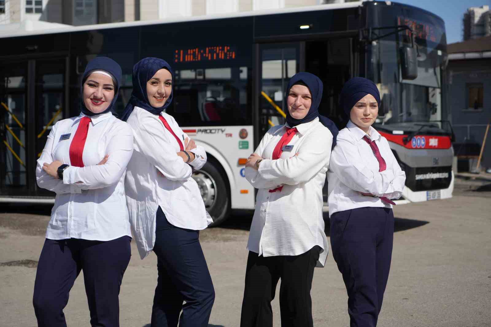 direksiyonda kadin gucu samsunda yolculari kadin soforler tasiyor 0 Y2dOmYKp