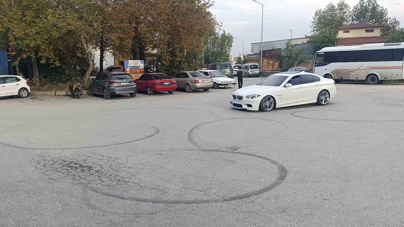 dirift anlari guvenlik kamerasina yansidi 46 bin lira ceza uygulandi 5 mcreN562