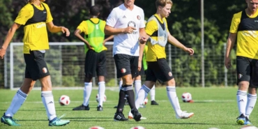 dirk-kuyt-11-yil-sonra-fenerbahceye-dondu-e83vQznV.jpg