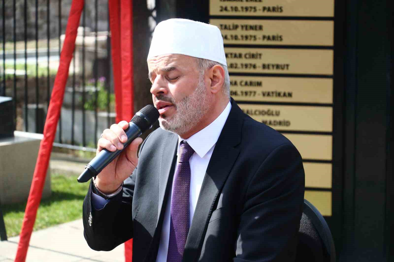 disisleri bakan yardimcisi gumrukcu canakkale zaferi bir neslin belki de en parlak temsilcilerini yitirdigimiz s3Q24UXG