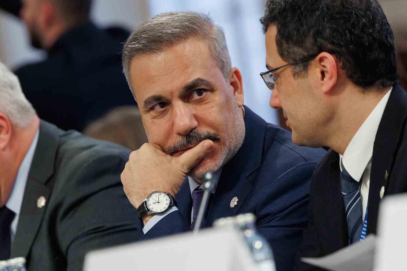 disisleri bakani fidan agit 32 bakanlar konseyi toplantisina katildi 10 iuCb2jHf