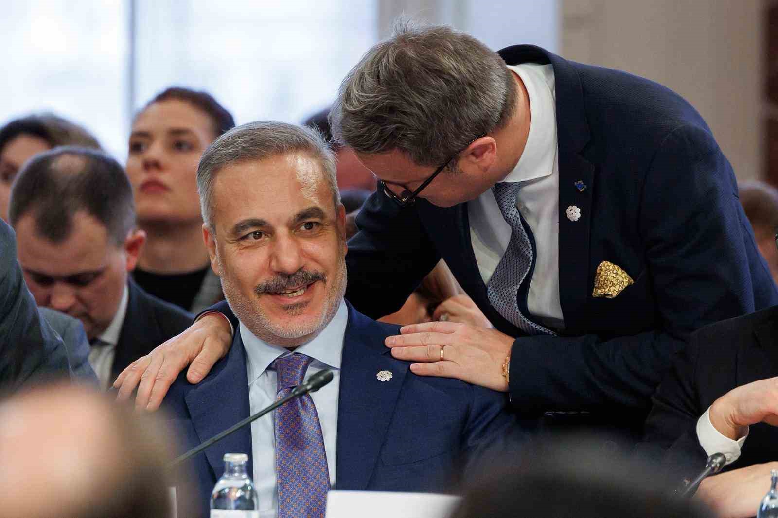 disisleri bakani fidan agit 32 bakanlar konseyi toplantisina katildi 3 Ui2VqlNZ
