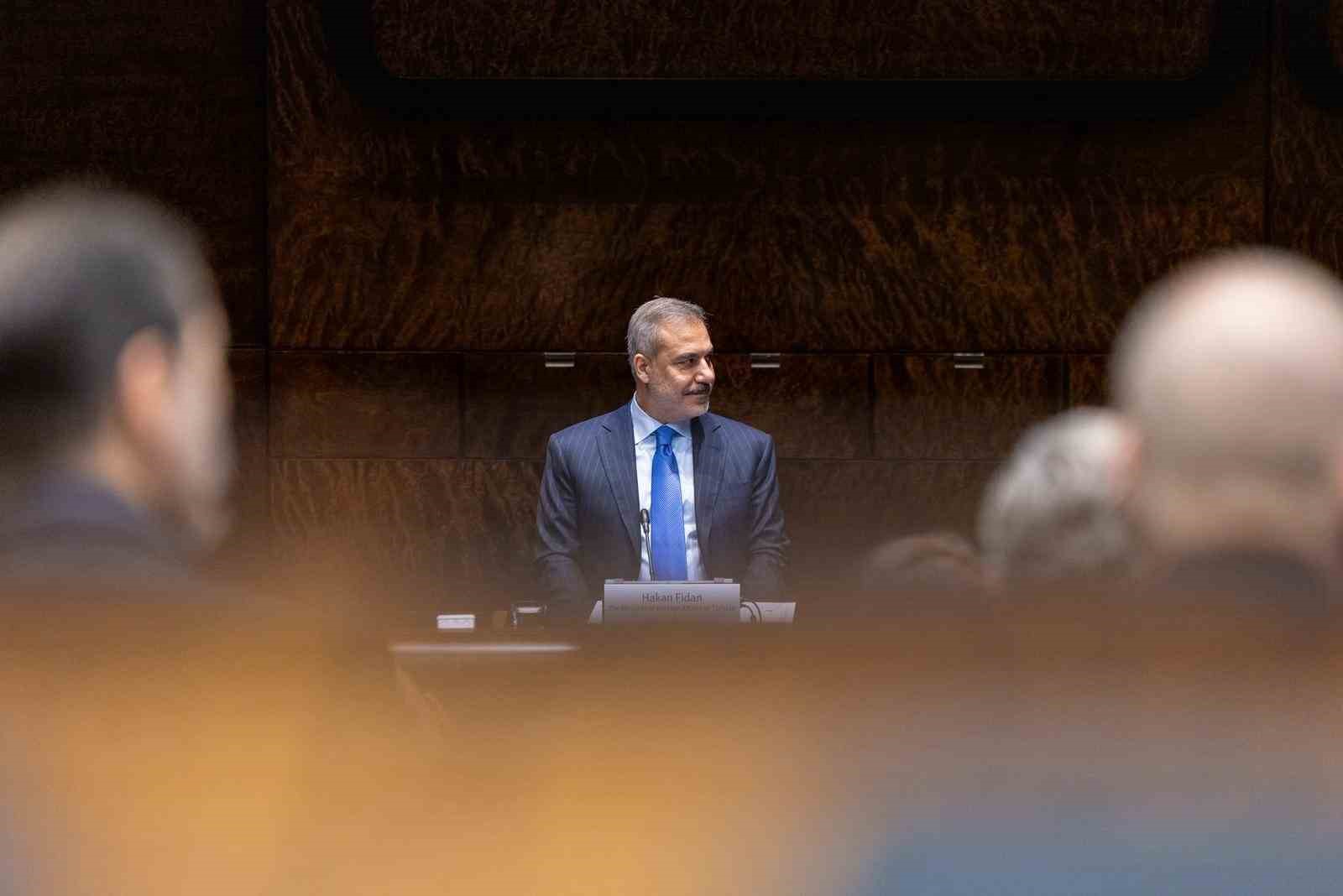 disisleri bakani fidan finlandiya turkiye parlamentolararasi dostluk grubunun duzenlendigi toplantida konustu 1 m99fz6ky