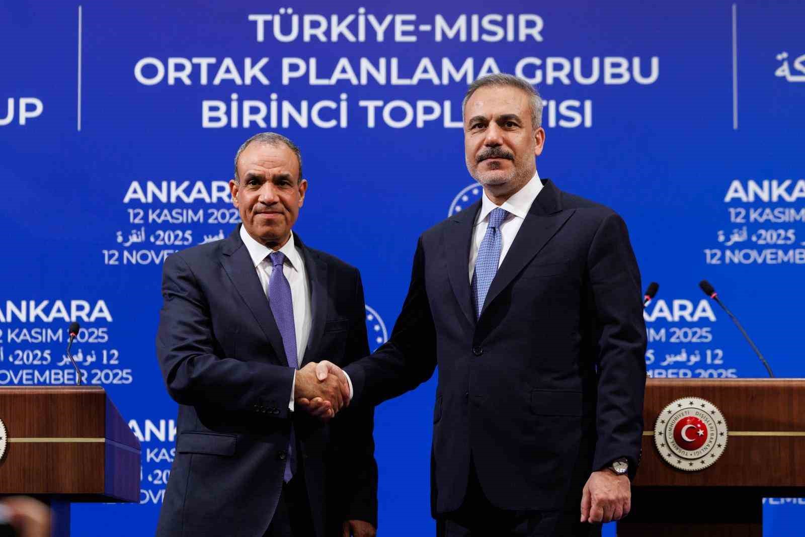 disisleri bakani fidan hamas ateskesin kalici olmasi yonunde yapici adimlar atma iradesine sahip oldugunu 2jCvIZCf