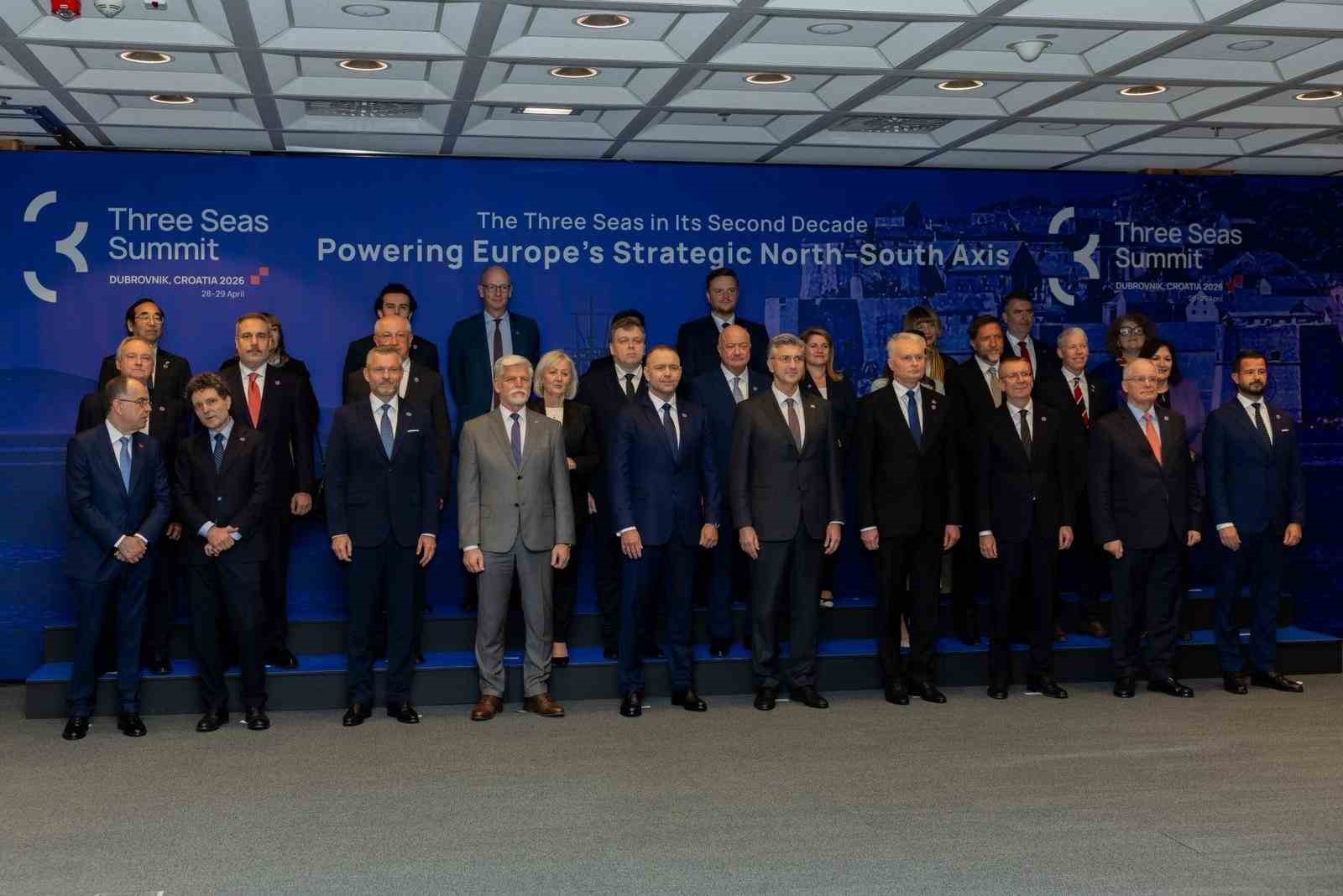 disisleri bakani fidan hirvatistanda 0 vcHDLEjD