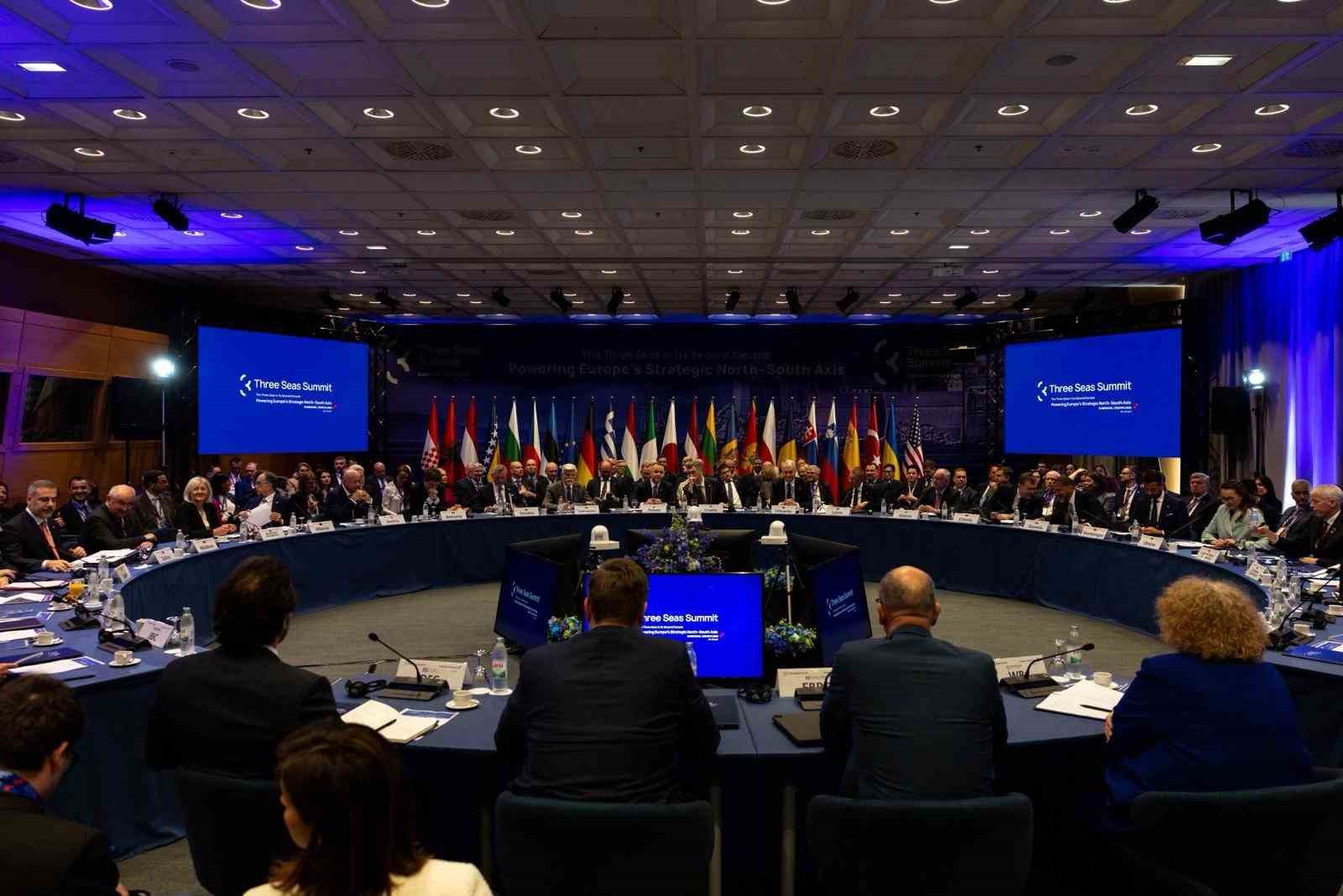 disisleri bakani fidan hirvatistanda 3