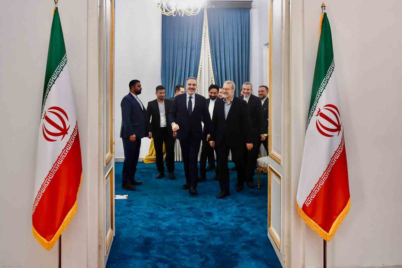 Dışişleri Bakanı Fidan, İran Ulusal Güvenlik Yüksek Konseyi Başkanı Laricani ile görüştü 5 disisleri bakani fidan iran ulusal guvenlik yuksek konseyi baskani laricani ile gorustu 1 y9rDYwZp