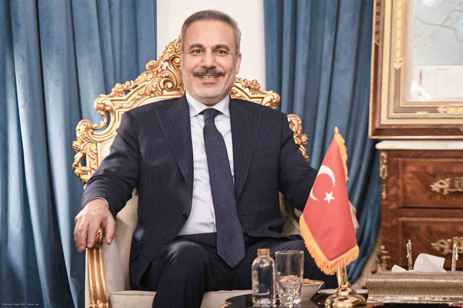 Dışişleri Bakanı Fidan, İran Ulusal Güvenlik Yüksek Konseyi Başkanı Laricani ile görüştü 7 disisleri bakani fidan iran ulusal guvenlik yuksek konseyi baskani laricani ile gorustu 3 7lNhGEEv