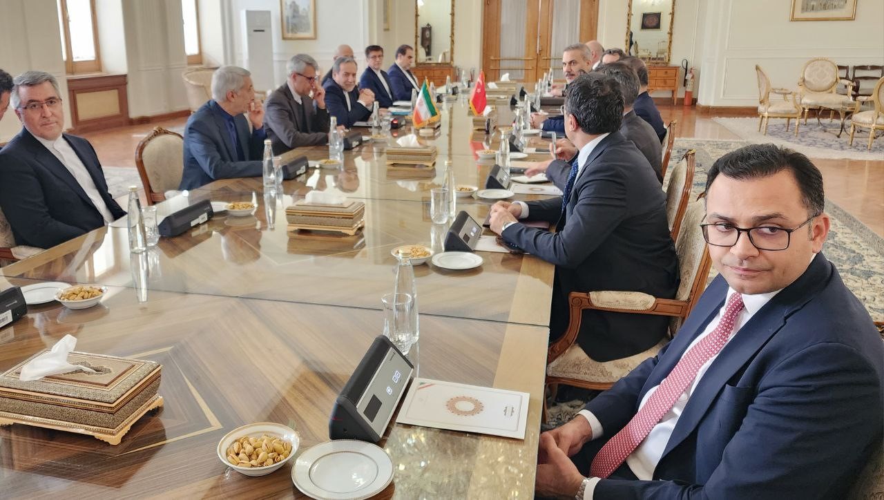 disisleri bakani fidan iranli mevkidasi arakci ile bir araya geldi 3 cWK5GLAX
