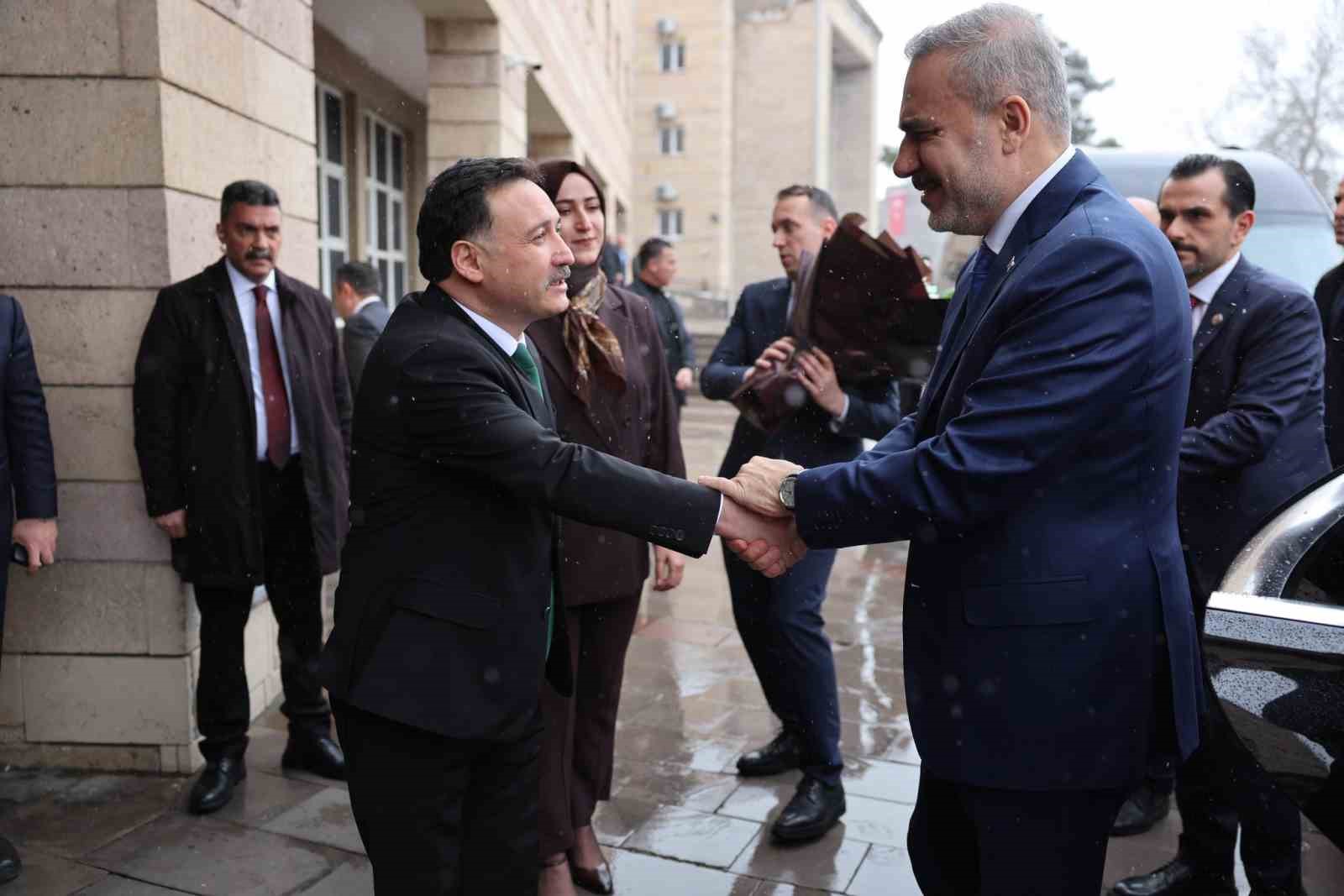 disisleri bakani fidan kayseride 4 yKT8zTYq