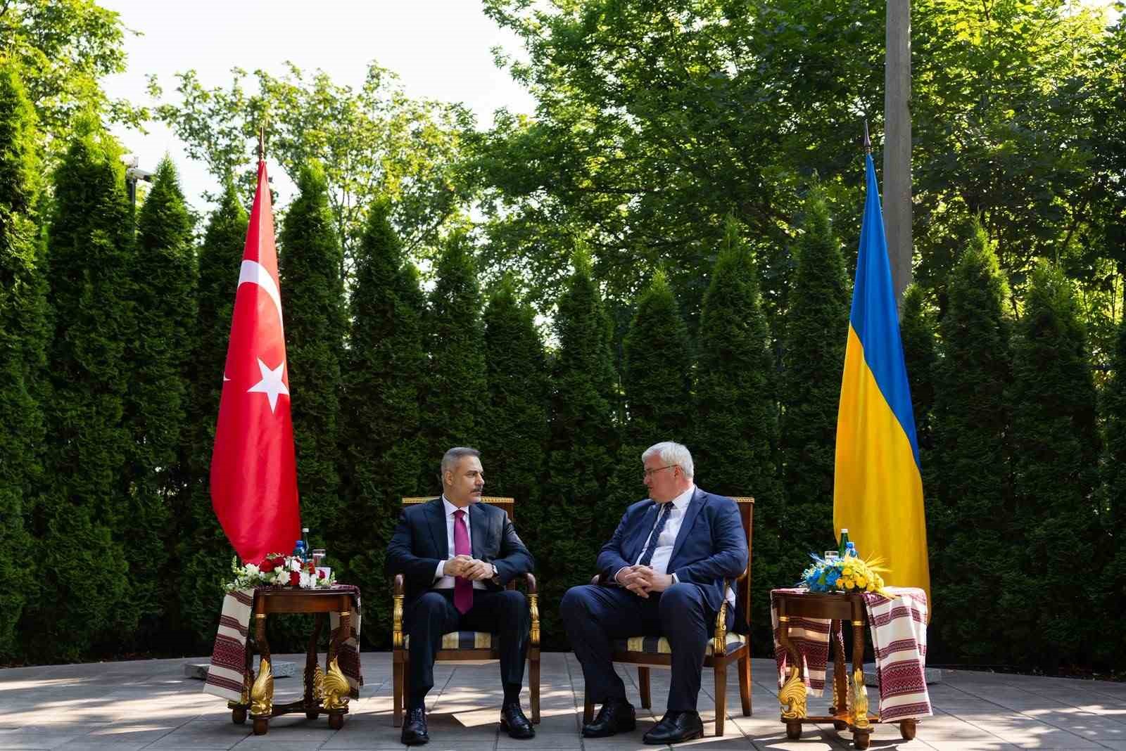 Dışişleri Bakanı Fidan Kiev’de Ukraynalı mevkidaşı Sibiha ile görüştü 6 disisleri bakani fidan kievde ukraynali mevkidasi sibiha ile gorustu 2 8AIjMhTp