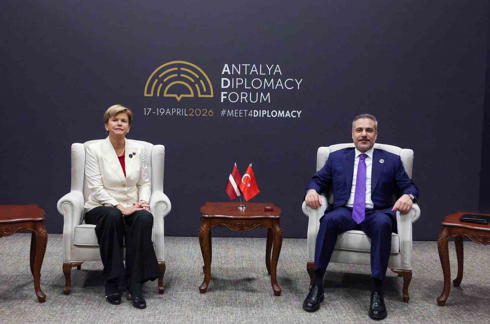 Dışişleri Bakanı Fidan, Letonyalı mevkidaşı Braze ile görüştü 4 disisleri bakani fidan letonyali mevkidasi braze ile gorustu 0 hwUW9gOK