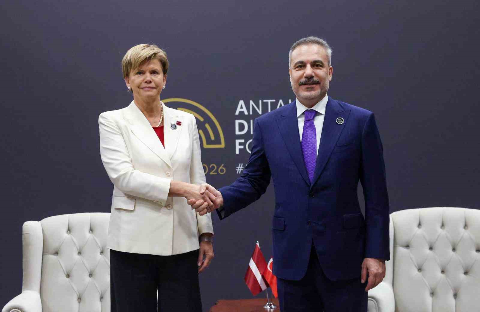 Dışişleri Bakanı Fidan, Letonyalı mevkidaşı Braze ile görüştü 5 disisleri bakani fidan letonyali mevkidasi braze ile gorustu 1 ByXyRElk