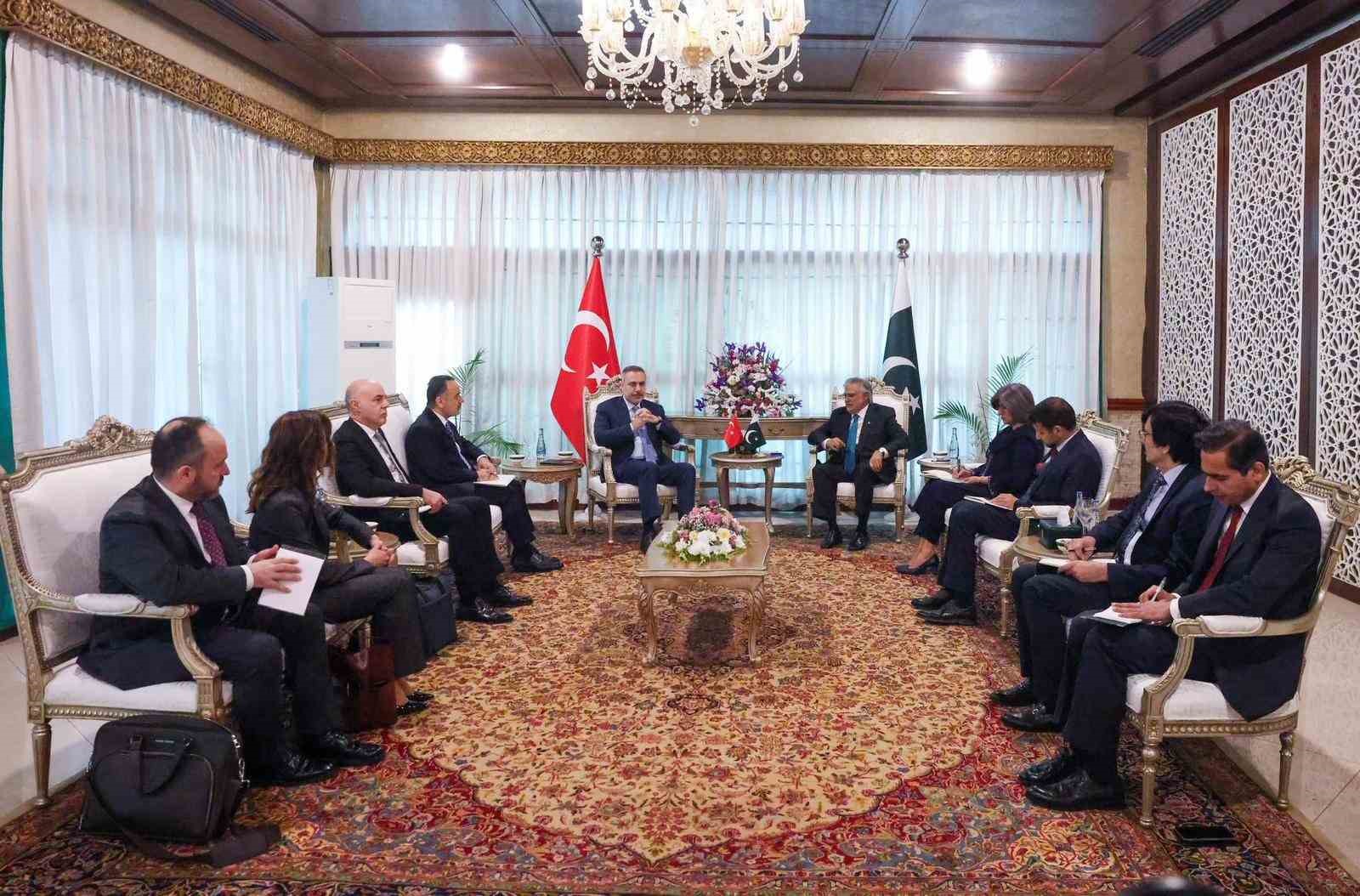 disisleri bakani fidan pakistanli mevkidasi dar ile gorustu 4 N86vPOLI
