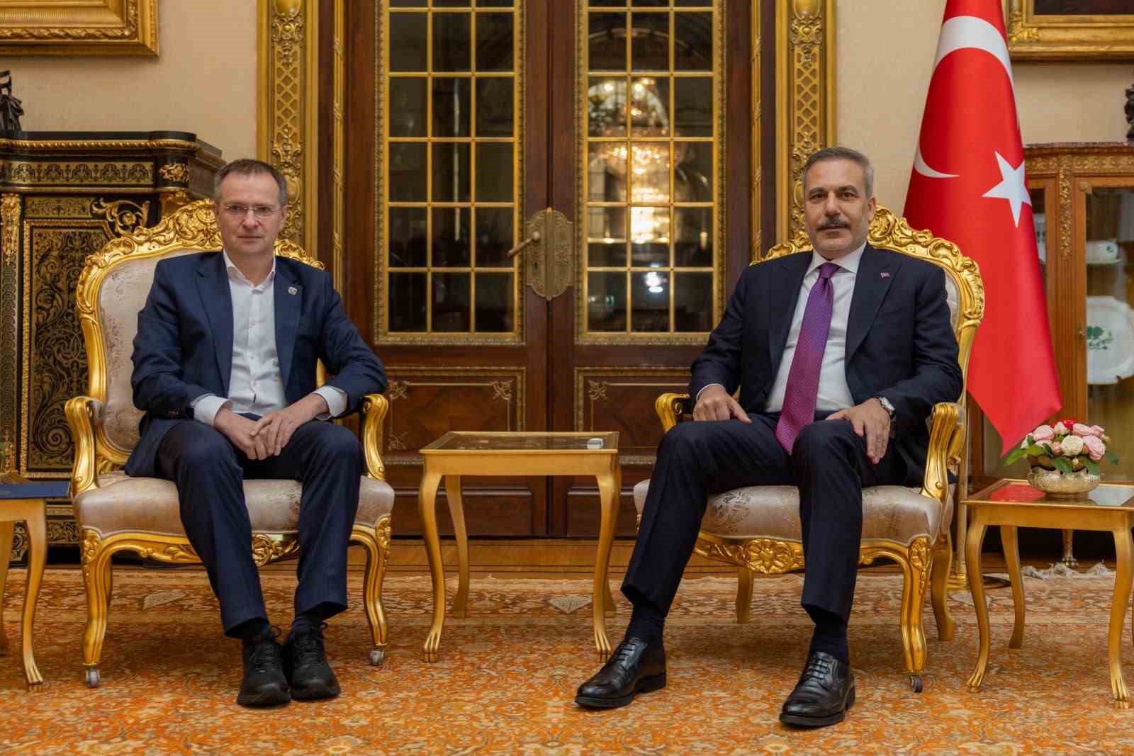 Dışişleri Bakanı Fidan, Putin’in Danışmanı Medinskiy ile bir araya geldi 6 disisleri bakani fidan putinin danismani medinskiy ile bir araya geldi 2 9Q2uatrr