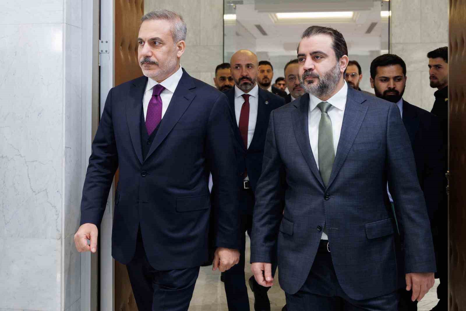 disisleri bakani fidan sdgnin suriye ordusuna entegrasyonu surecinde israil engeline isaret etti 20 TguvMueu