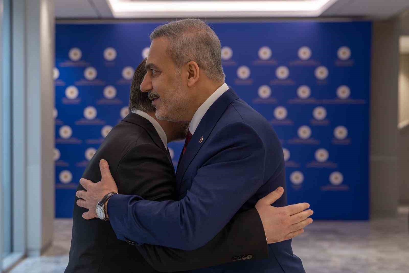 disisleri bakani fidan suriyeli mevkidasi ile bir araya geldi 0 RAYBRDpE