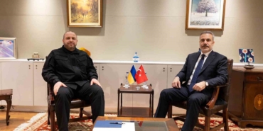 disisleri-bakani-fidan-ukrayna-ulusal-guvenlik-ve-savunma-konseyi-sekreteri-umerov-ile-gorustu-F6yJv92t.jpg