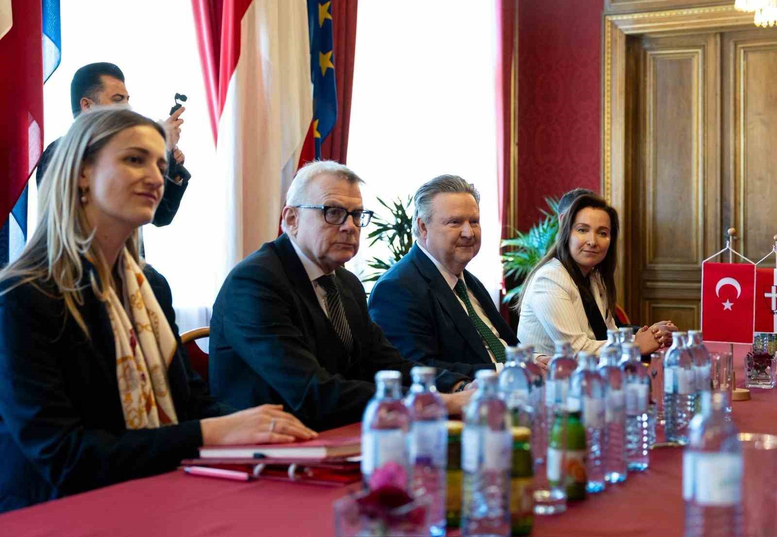 disisleri bakani fidan viyana eyalet basbakani ludwig ile bir araya geldi 2 ps7Xp44E
