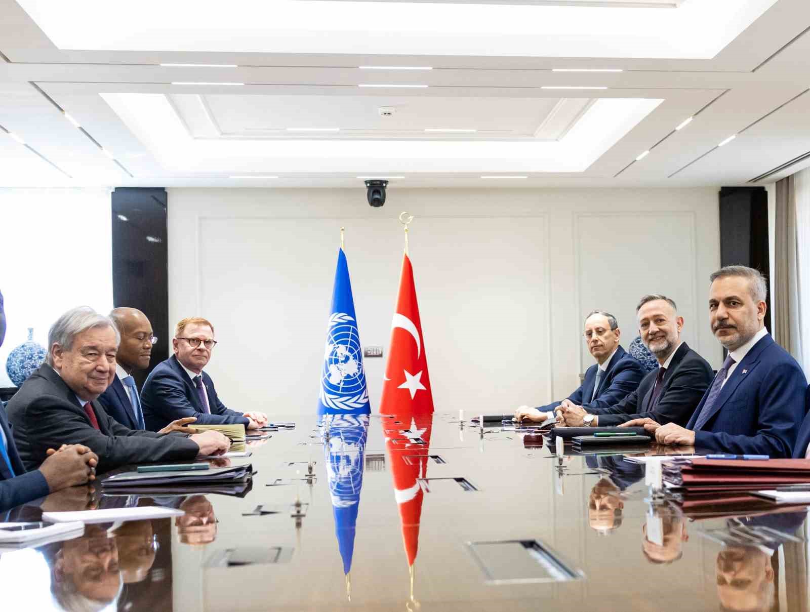 disisleri bakani hakan fidan birlesmis milletler genel sekreteri antonio guterres ile ankarada bir araya SYUghO9M