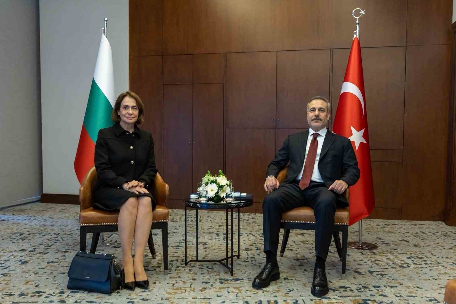 Dışişleri Bakanı Hakan Fidan, Bulgar mevkidaşı Neynski ile bir araya geldi 6 disisleri bakani hakan fidan bulgar mevkidasi neynski ile bir araya geldi 2 Tbq6rIze