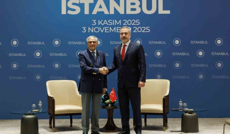 disisleri-bakani-hakan-fidan-pakistanli-mevkidasi-mohammad-ishaq-dar-ile-bir-araya-geldi-TSnMzKe8.jpg