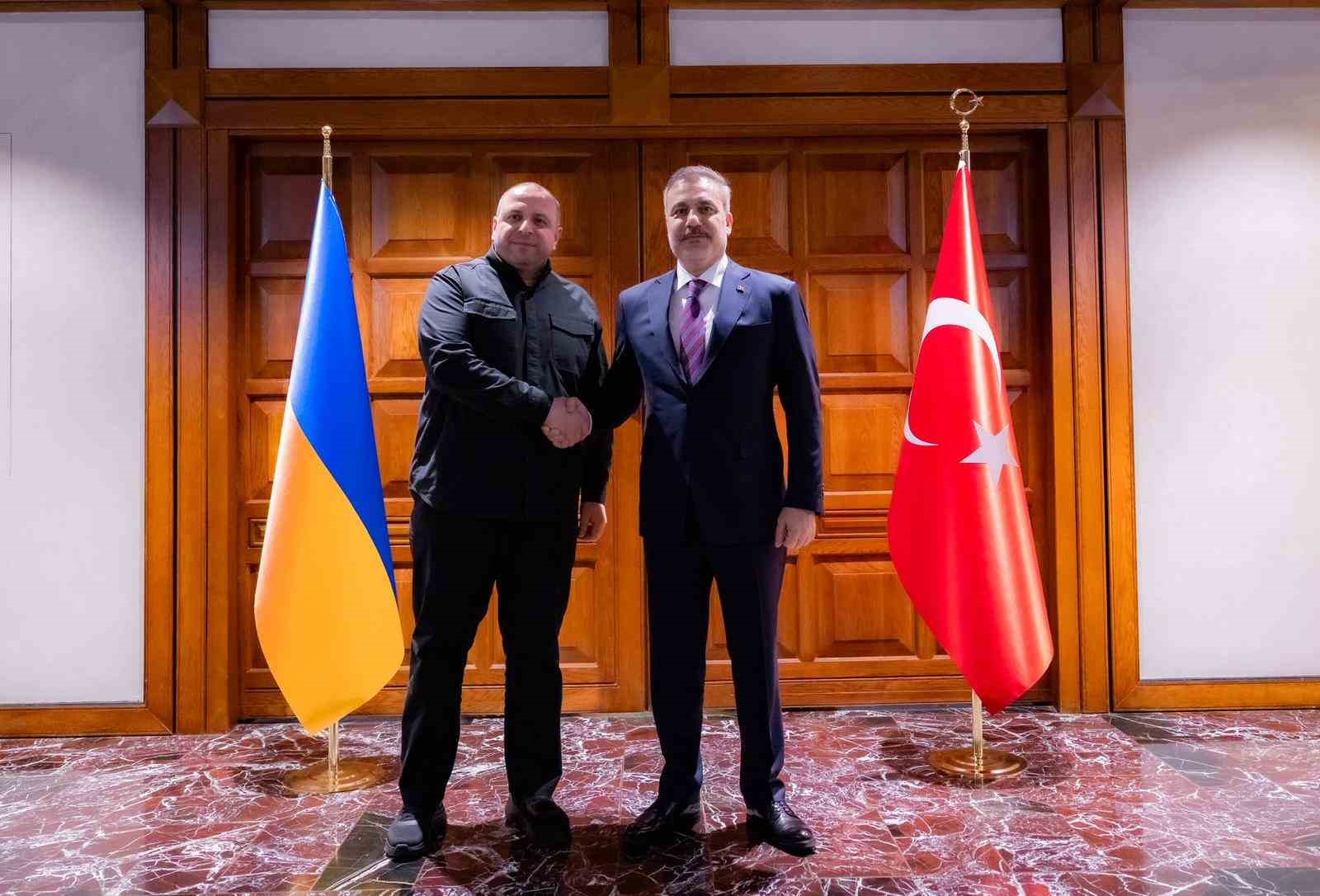 Dışişleri Bakanı Hakan Fidan, Ukrayna Milli Güvenlik ve Savunma Konseyi Sekreteri Rüstem Umerov ile Ankara’da bir araya geldi. 5 disisleri bakani hakan fidan ukrayna milli guvenlik ve savunma konseyi sekreteri rustem umerov ile l5V9agI6