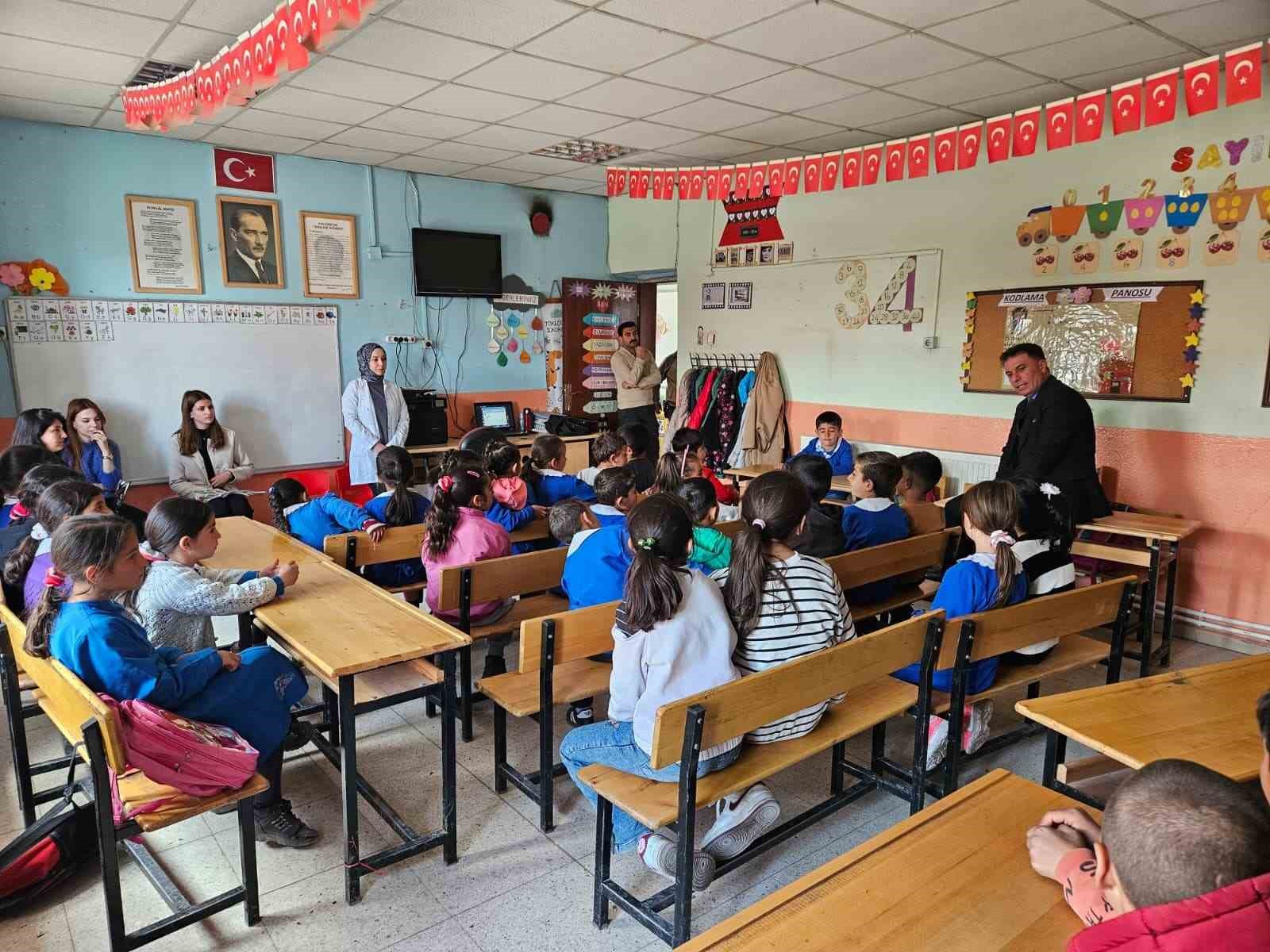 diyadinde ogretmene gul mesaji 0