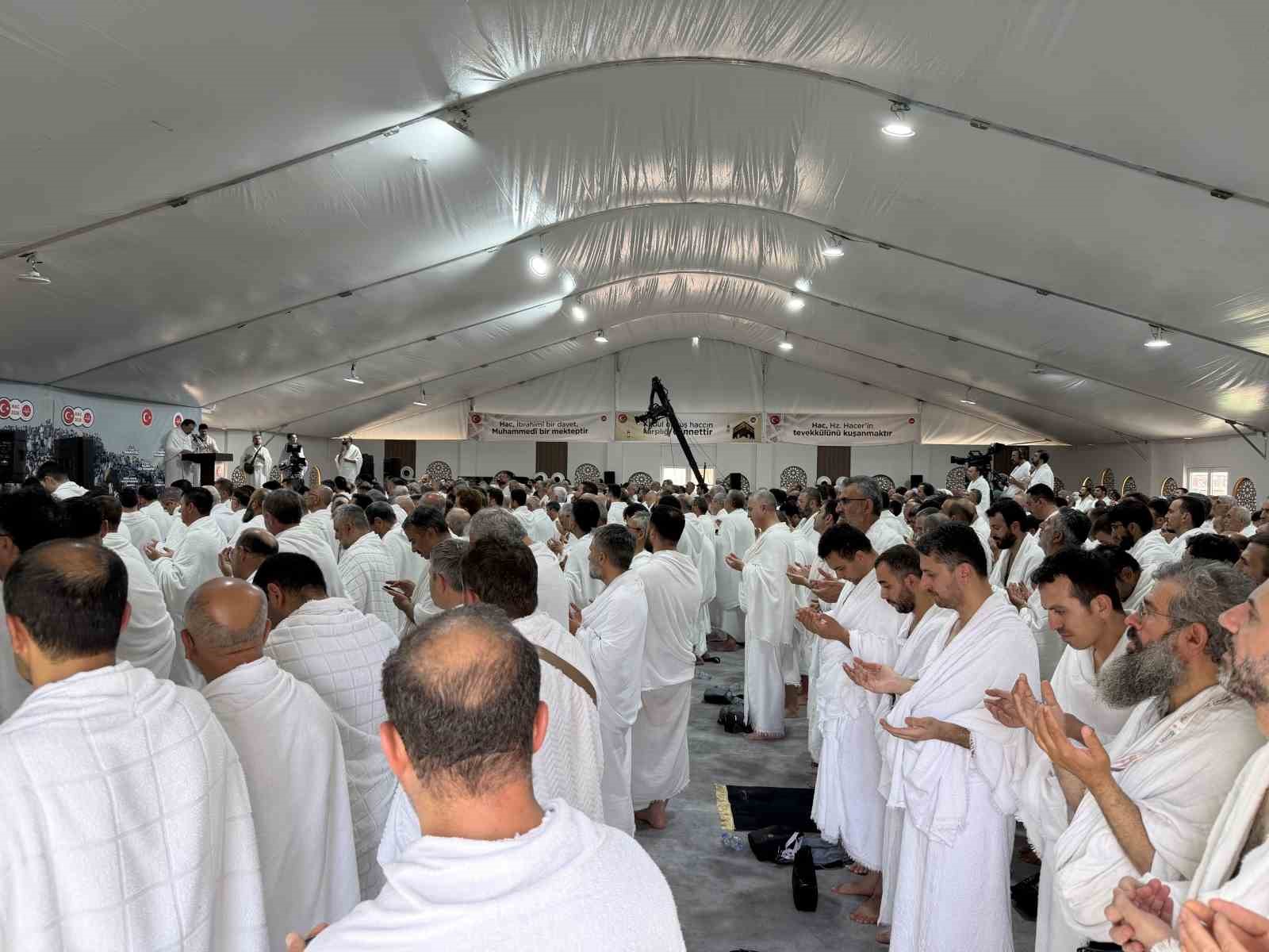 diyanet isleri baskani arpagus allahim ilk kiblemiz mescid i aksayi hurriyetine kavustur 2 fzEBU8wK
