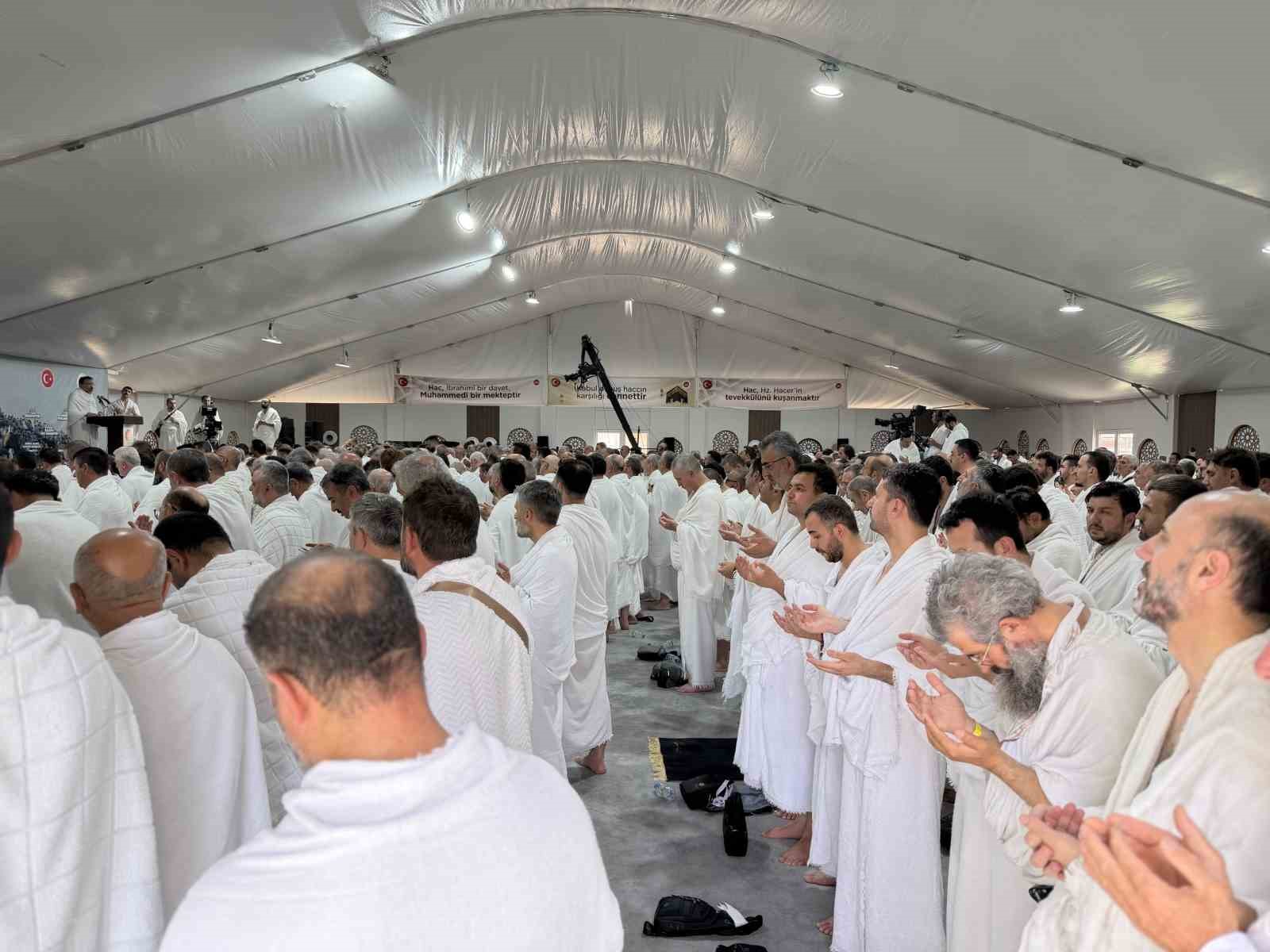diyanet isleri baskani arpagus allahim ilk kiblemiz mescid i aksayi hurriyetine kavustur 3 jwvD35iO