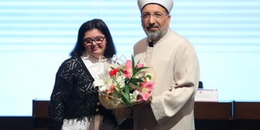 diyanet-isleri-baskani-arpagus-bizlere-dusen-karsilastiklari-zorluklari-asabilmeleri-icin-engelli-kardeslerimize-destek-olmaktir-vxyVwuYB.jpg