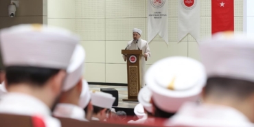 diyanet-isleri-baskani-arpagus-kurslarimizi-peygamber-efendimizin-ornekliginin-hayata-tasinmasi-hususunda-guclu-bir-zemin-QBTLuwje.jpg