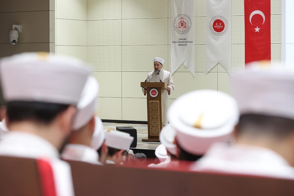 Diyanet İşleri Başkanı Arpaguş: "Kurslarımızı Peygamber Efendimizin örnekliğinin hayata taşınması hususunda güçlü bir zemin olarak değerlendiriyoruz" 4 diyanet isleri baskani arpagus kurslarimizi peygamber efendimizin ornekliginin hayata tasinmasi hususunda guclu bir zemin Wm62FAkr