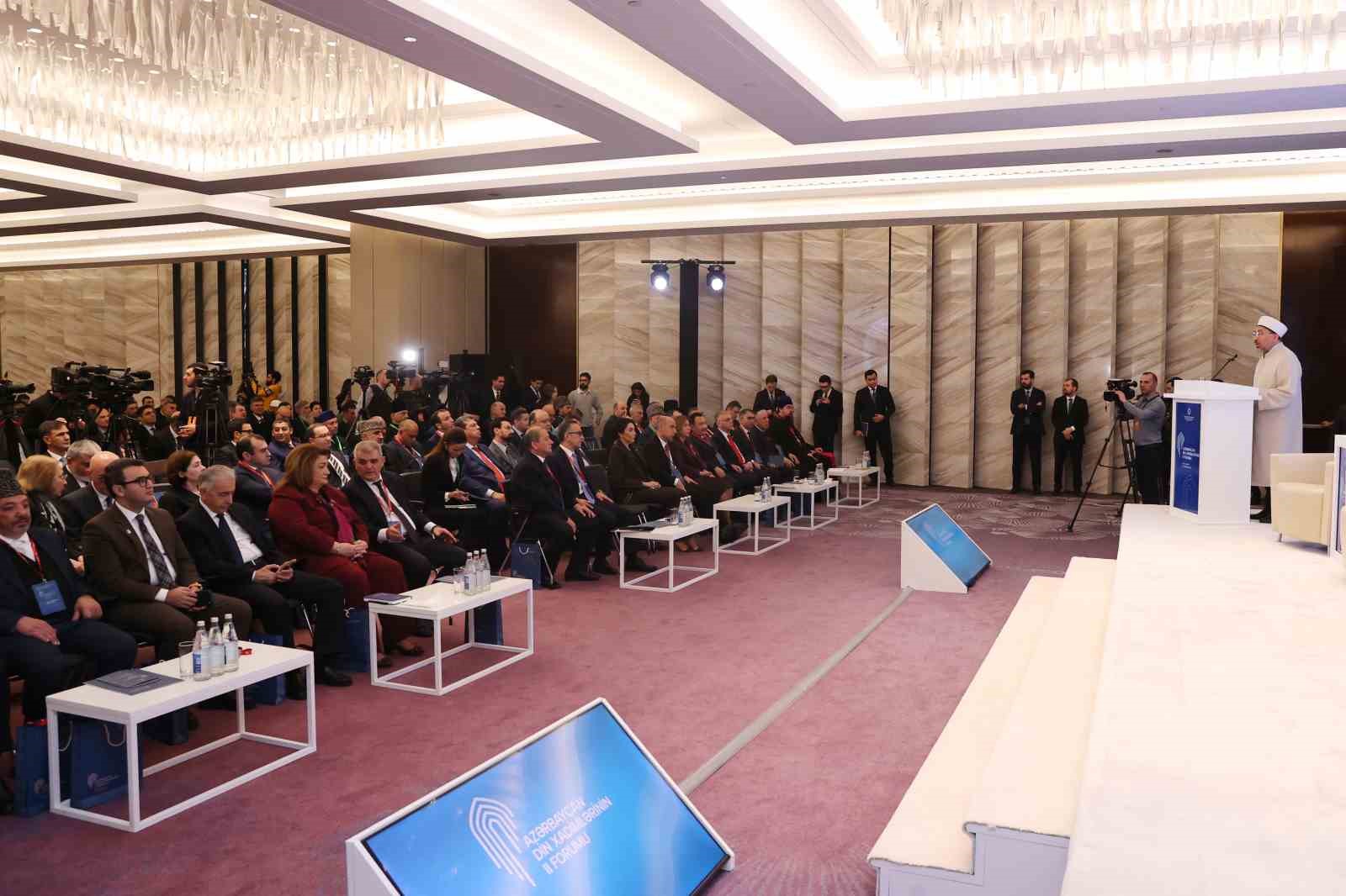 Diyanet İşleri Başkanı Arpaguş: "Müslüman, tüm insanların hak ve özgürlüklerini mukaddes bilir" 6 diyanet isleri baskani arpagus musluman tum insanlarin hak ve ozgurluklerini mukaddes bilir 2 zmGzz4zn