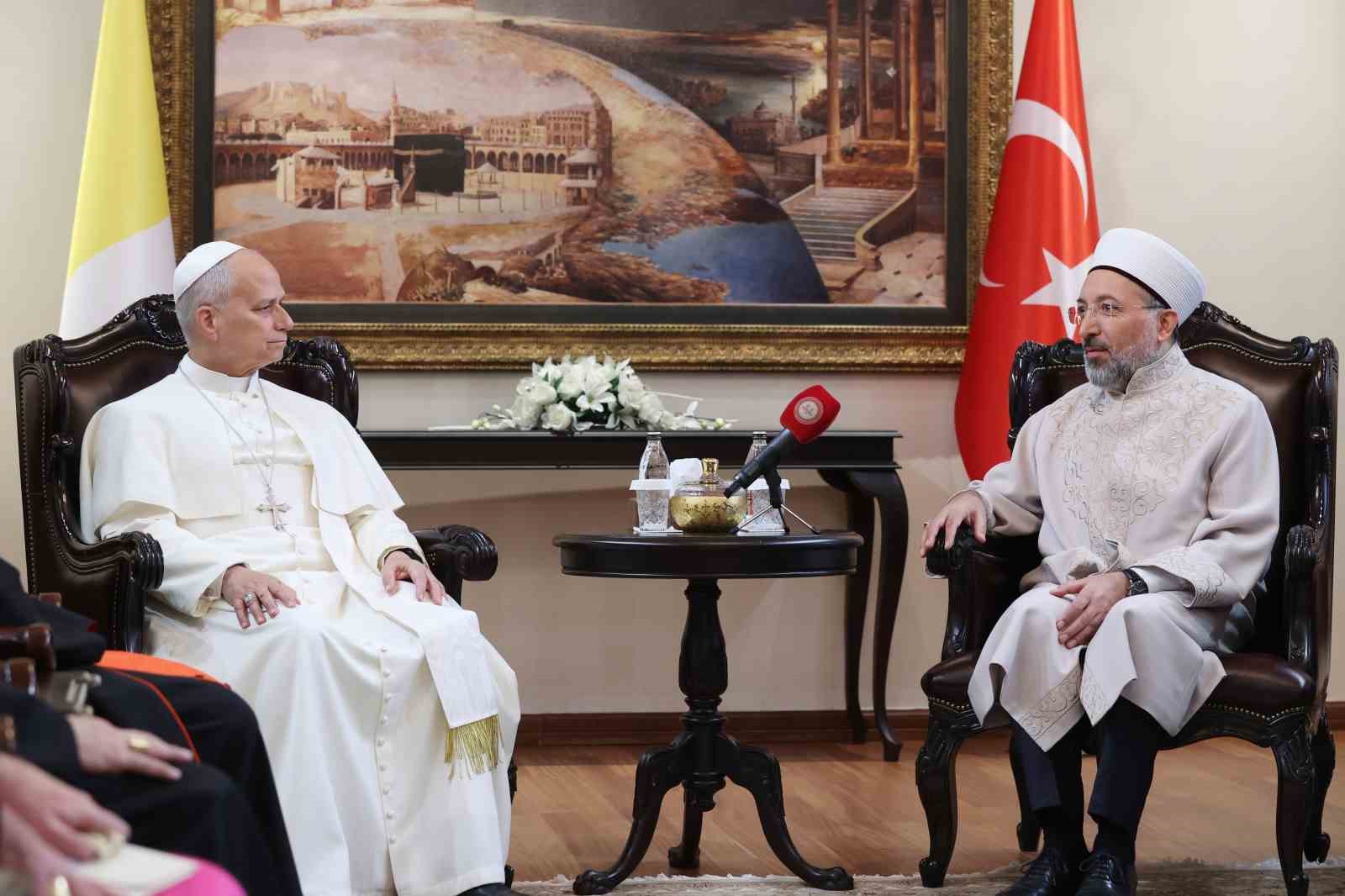 diyanet isleri baskani arpagus papa 14 leo ile gorustu 1 FJNzYR5a
