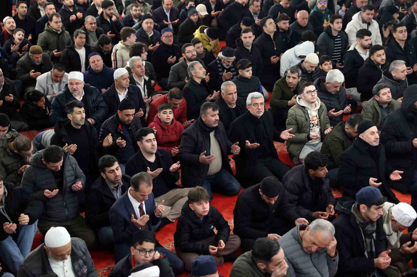 diyanet isleri baskani arpagus suleymaniye camiinde hutbe okudu 10 ALzVXJ2U