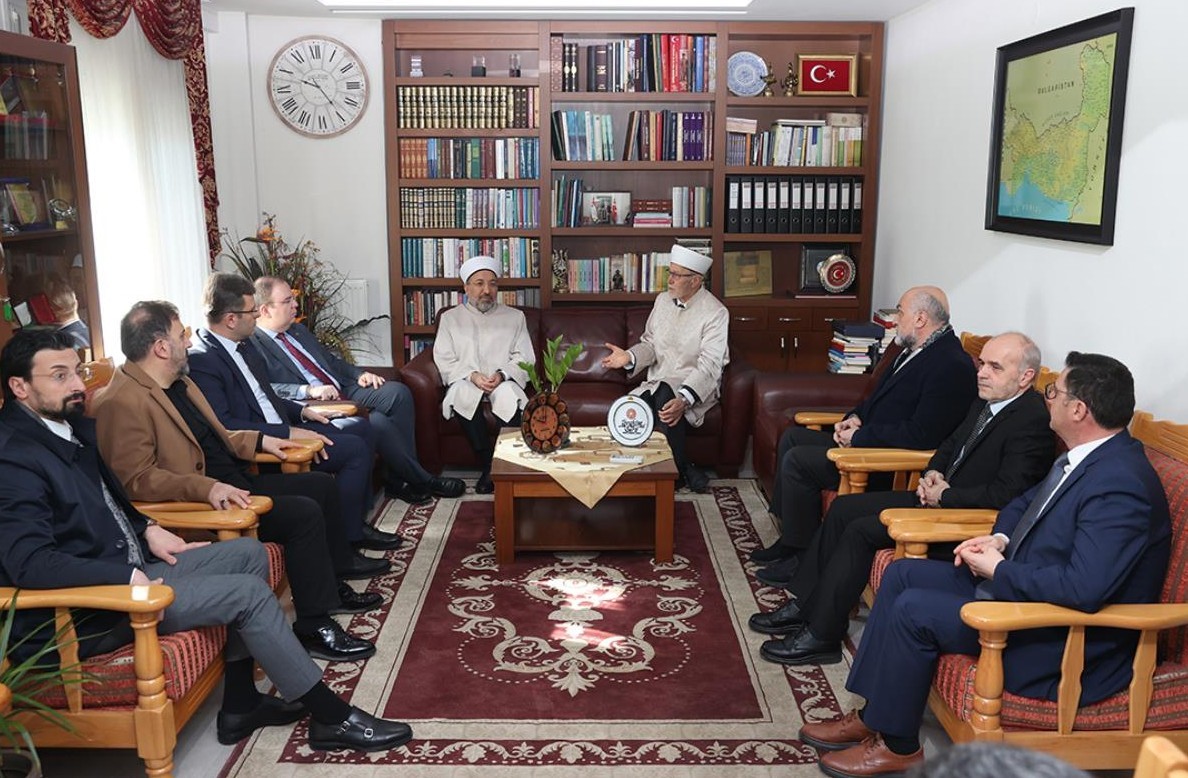 diyanet isleri baskani arpagustan bati trakyaya ziyaret 13 DHfru8he