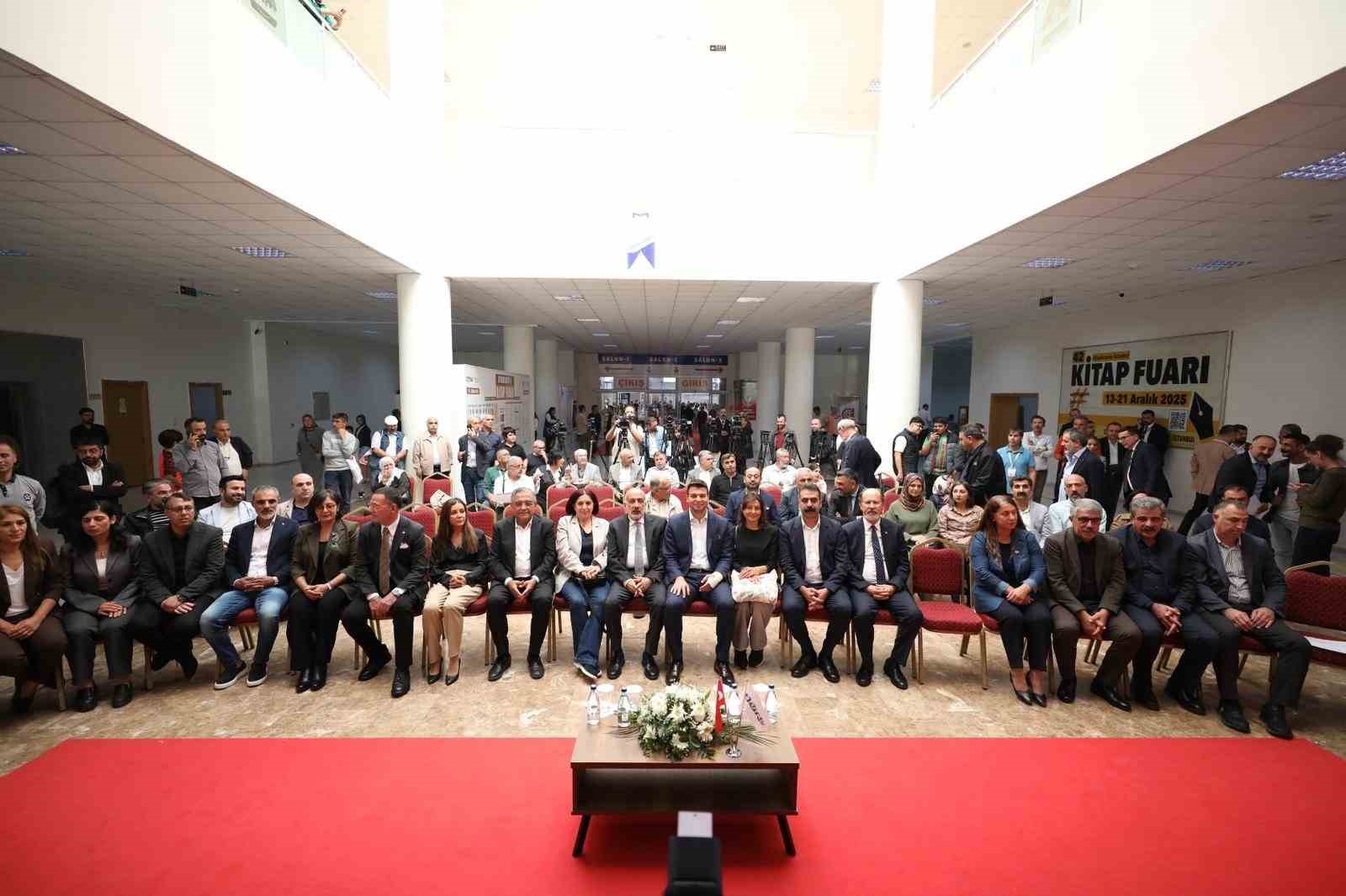 diyarbakir 9 kitap fuari acildi 2 k9QSwr53