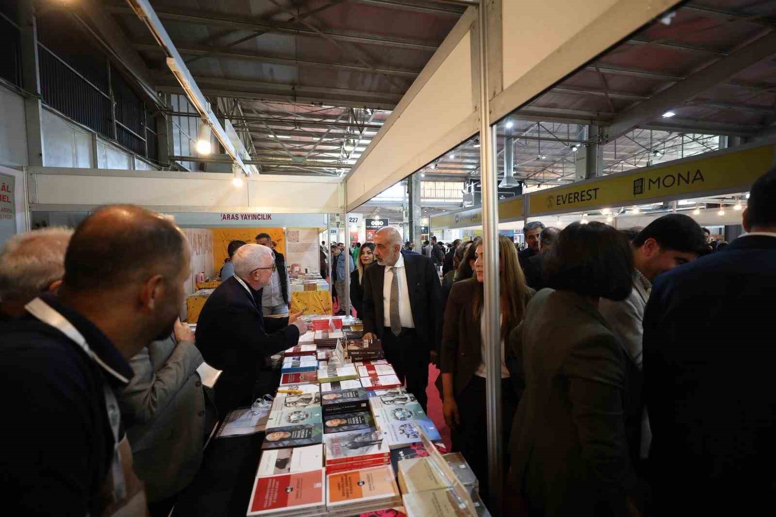 diyarbakir 9 kitap fuari acildi 3 acZVA1BU