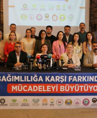 diyarbakir-buyuksehir-belediyesi-ve-ilce-belediyeleri-madde-bagimliligiyla-mucadelede-yeni-donemi-baslatiyor-aq1GrSPJ.jpg
