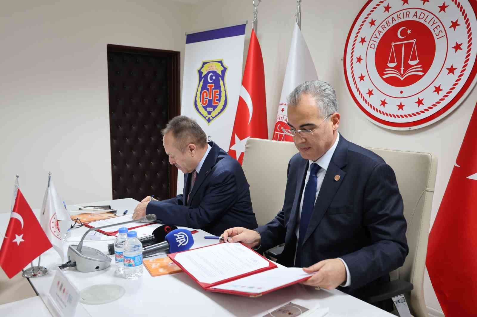 diyarbakir cumhuriyet bassavciligi ile il saglik mudurlugu arasinda isbirligi protokolu imzalandi 1 BHv7HPkS